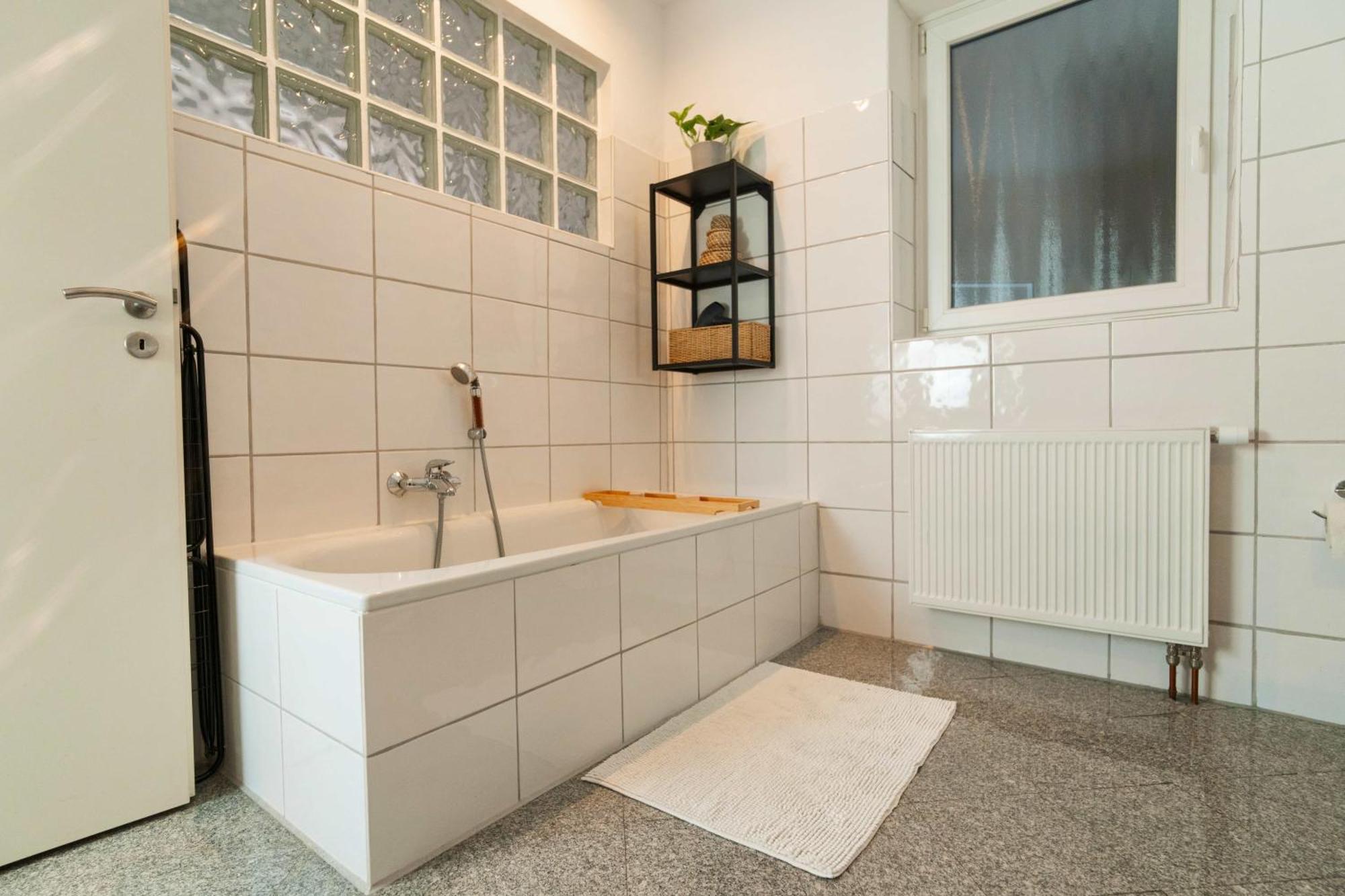 Urban Apartment - Stilvoll & Im Herzen Der Stadt Bremerhaven Kültér fotó